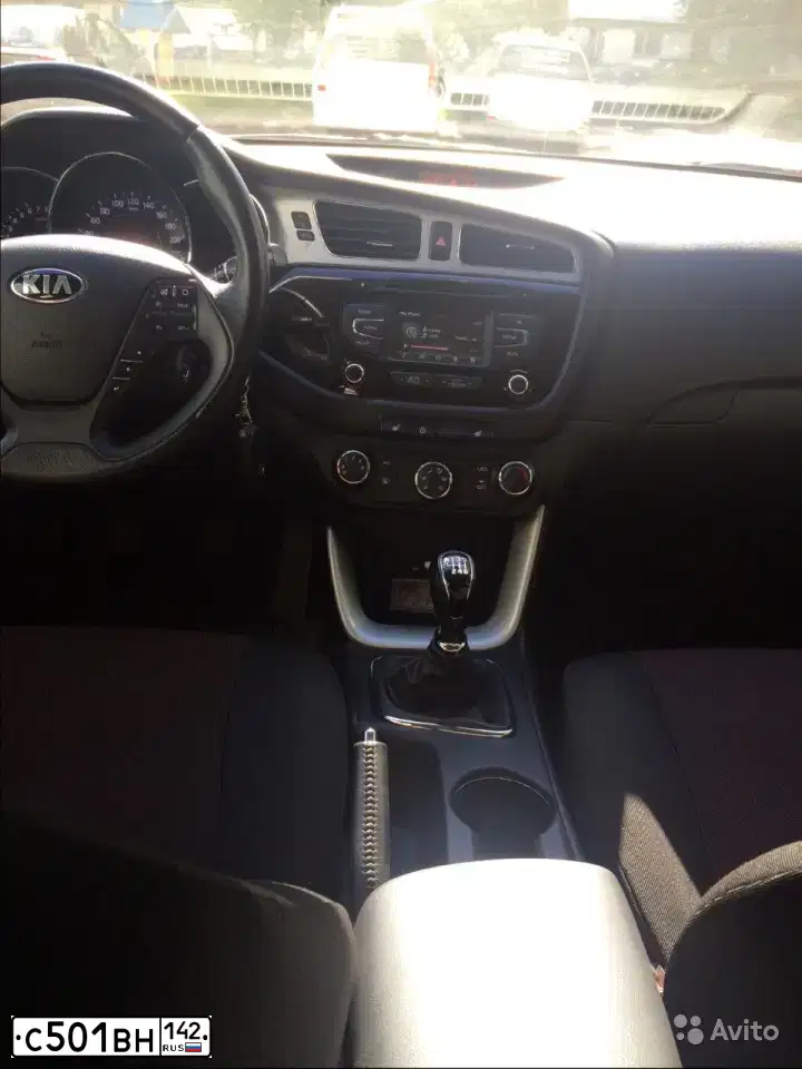 Фото автомобиля KIA CEE'D, 2013 — госномер С501ВН142. Цвет: СЕРЕБРИСТЫЙ