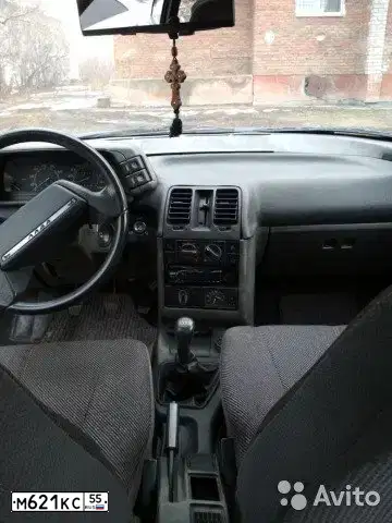Фото автомобиля LADA 2110, 1998 — госномер М621КС55. Цвет: СЕРЕБРИСТО-ЖЕЛТО-ЗЕЛЕНЫЙ
