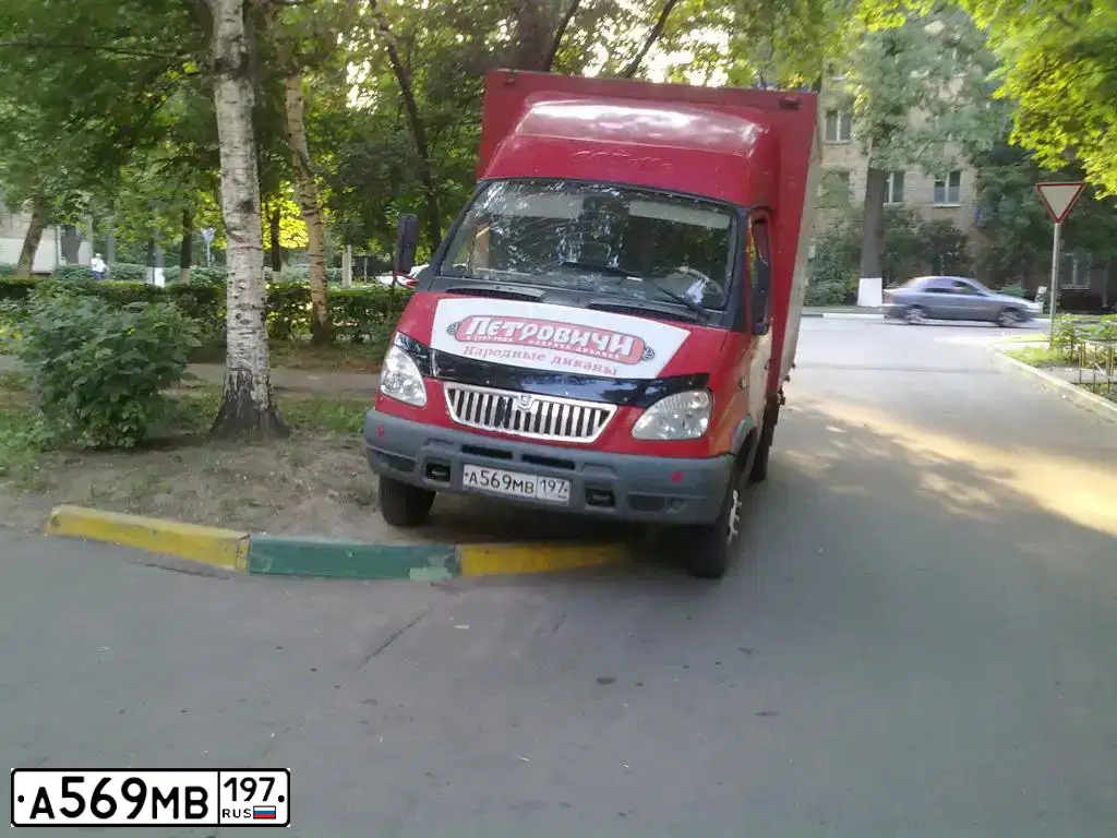 Фото автомобиля GAZ 3302 EL, 2003 — госномер А569МВ197. Цвет: КРАСНЫЙ
