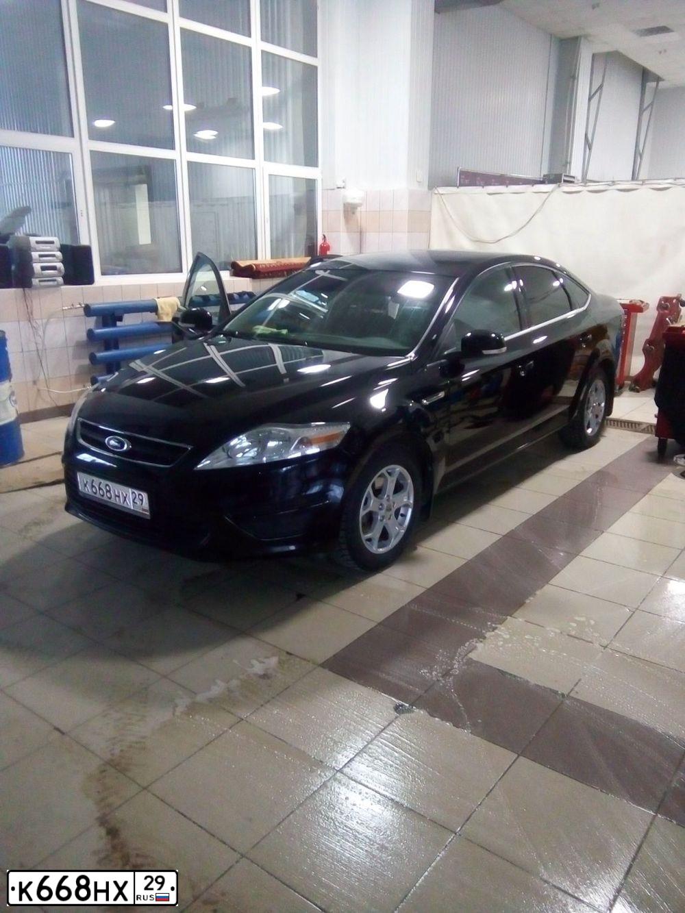 Фото автомобиля FORD MONDEO, 2012 — госномер К668НХ29. Цвет: ЧЕРНЫЙ