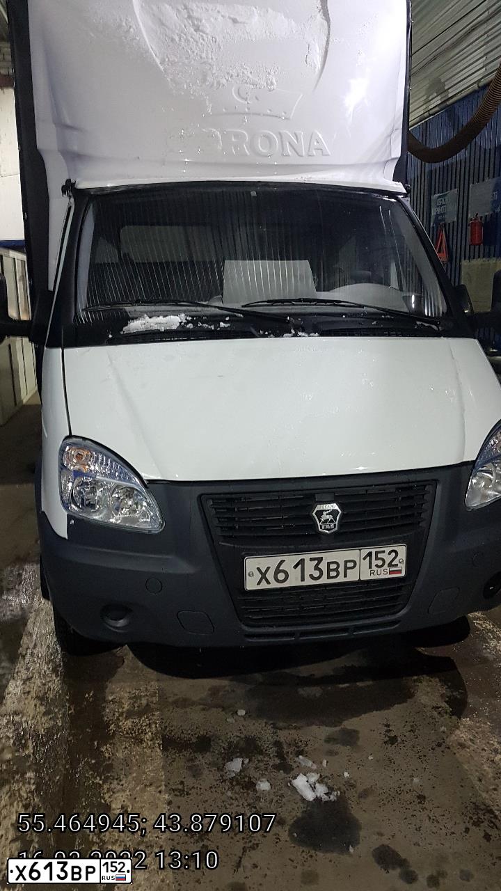 Фото автомобиля GAZ GAZELLE, 2012 — госномер У900МВ977. Цвет: Белый