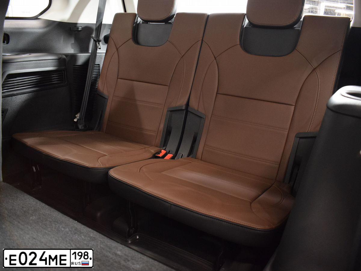 Фото автомобиля HAVAL H9, 2019 — госномер Е024МЕ198. Цвет: ЗЕЛЕНЫЙ
