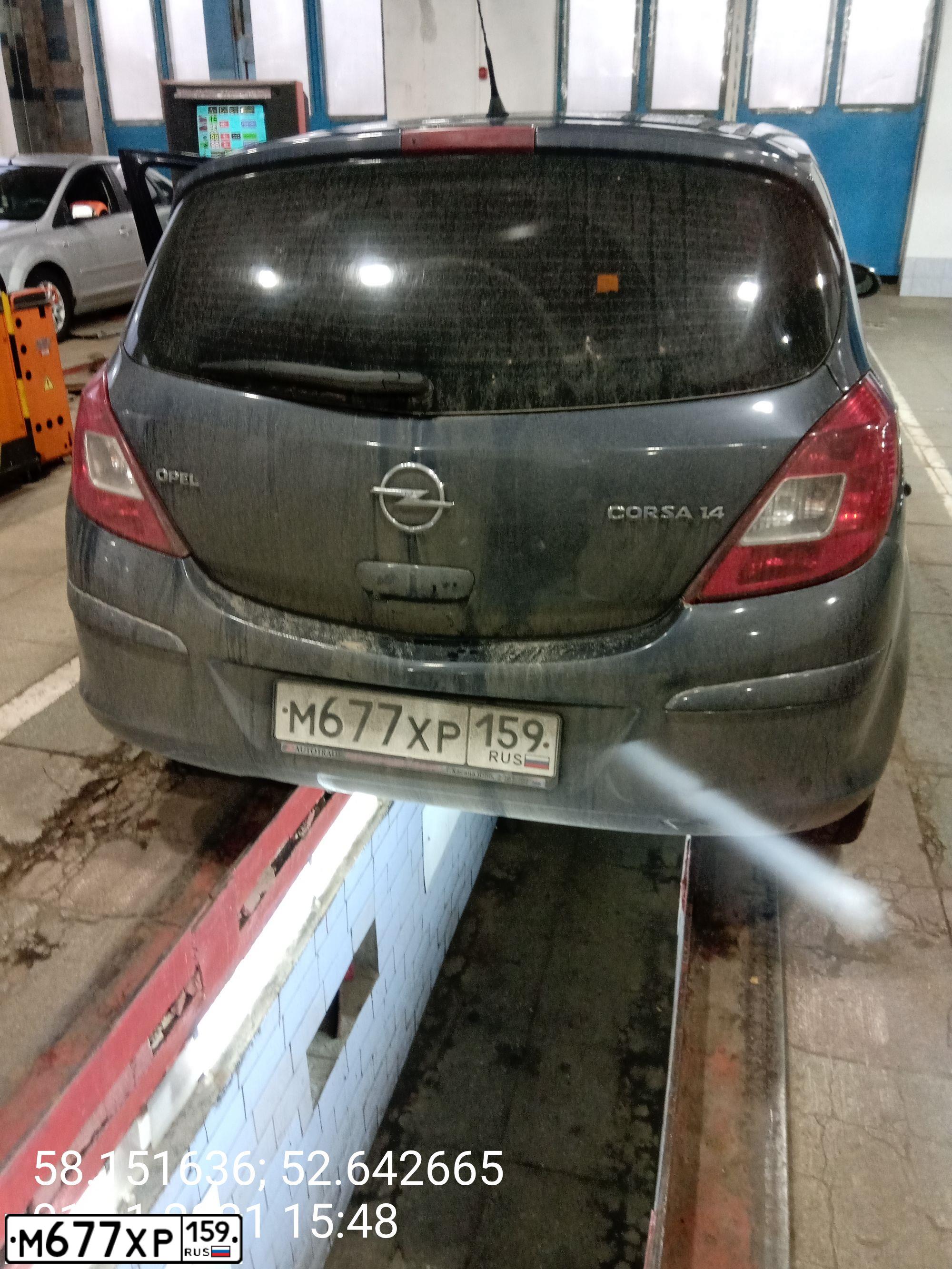 Фото автомобиля OPEL CORSA, 2008 — госномер Т746КТ18. Цвет: ТЕМНО-СЕРЫЙ