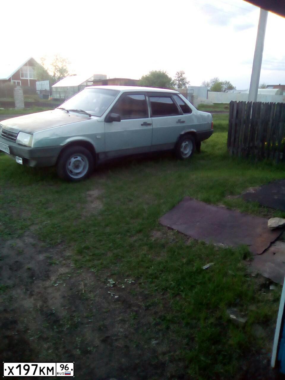Фото автомобиля LADA 2109 SAMARA, 2002 — госномер Х197КМ96. Цвет: ЖЕЛТО-ЗЕЛЕНЫЙ