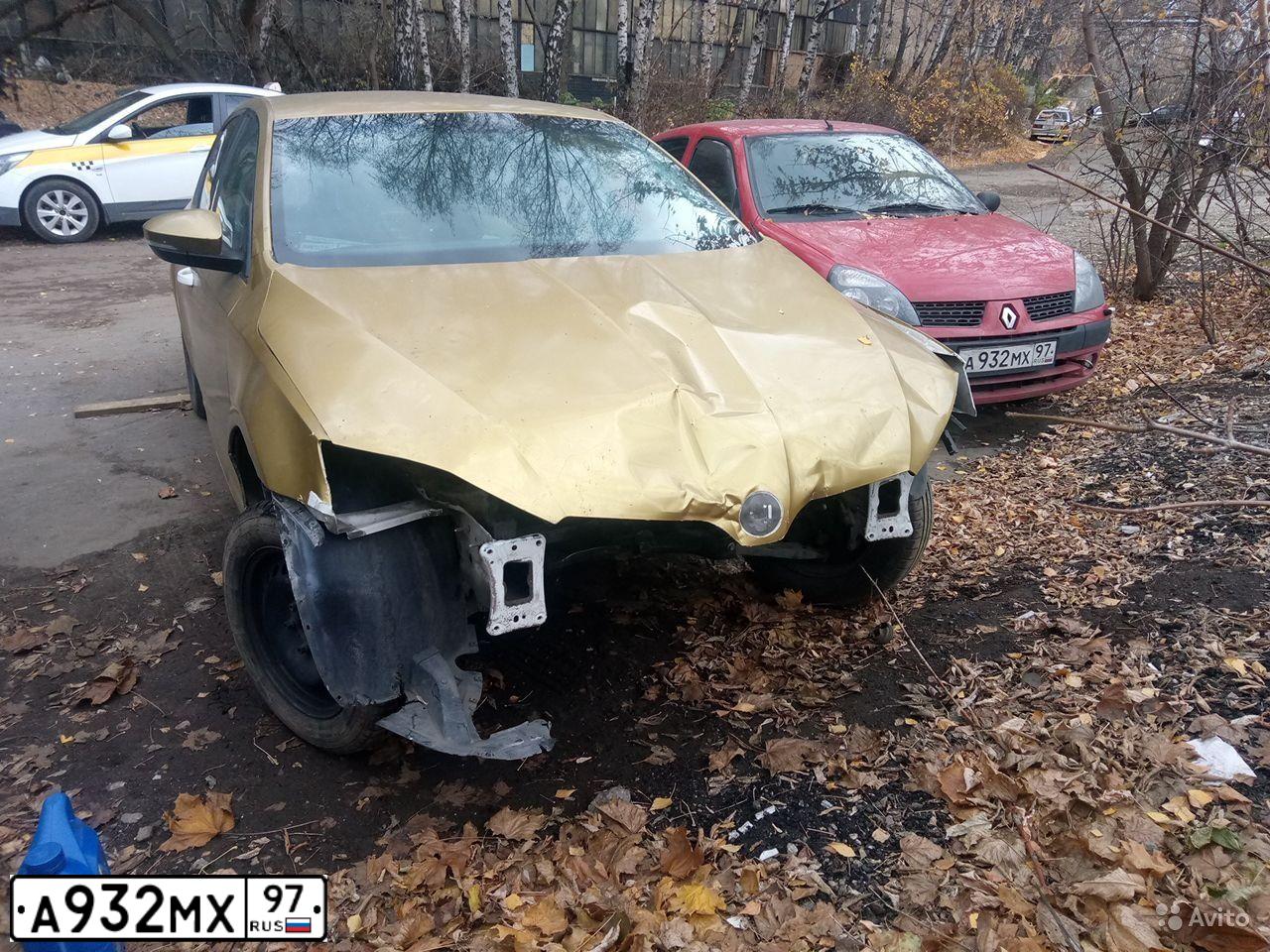 Фото автомобиля RENAULT SYMBOL, 2003 — госномер А932МХ97. Цвет: КРАСНЫЙ