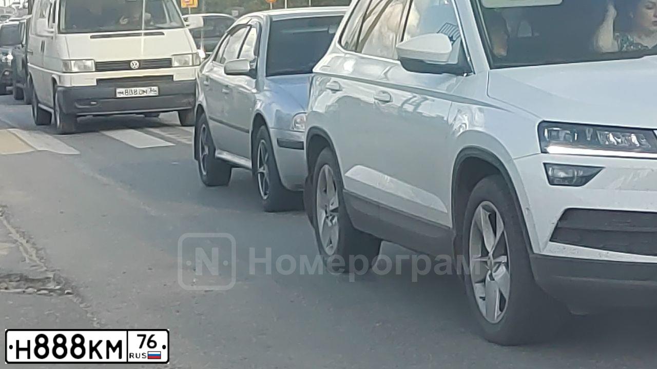 Фото автомобиля LIAZ 5256, 2009 — госномер О997ВК46. Цвет: БЕЛО-ЗЕЛЕНЫЙ