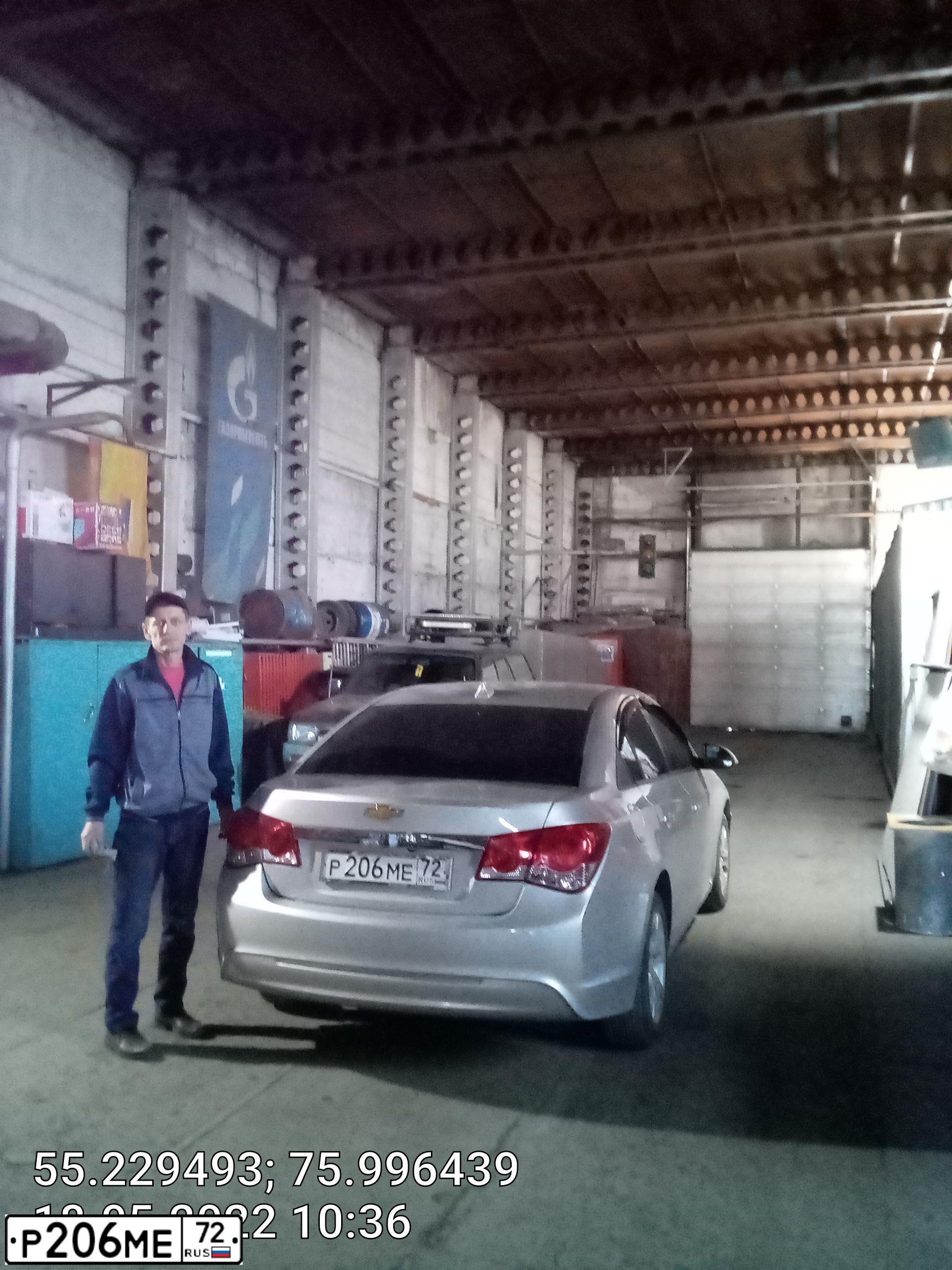 Фото автомобиля CHEVROLET CRUZE, 2013 — госномер М248КР154. Цвет: Серебристый