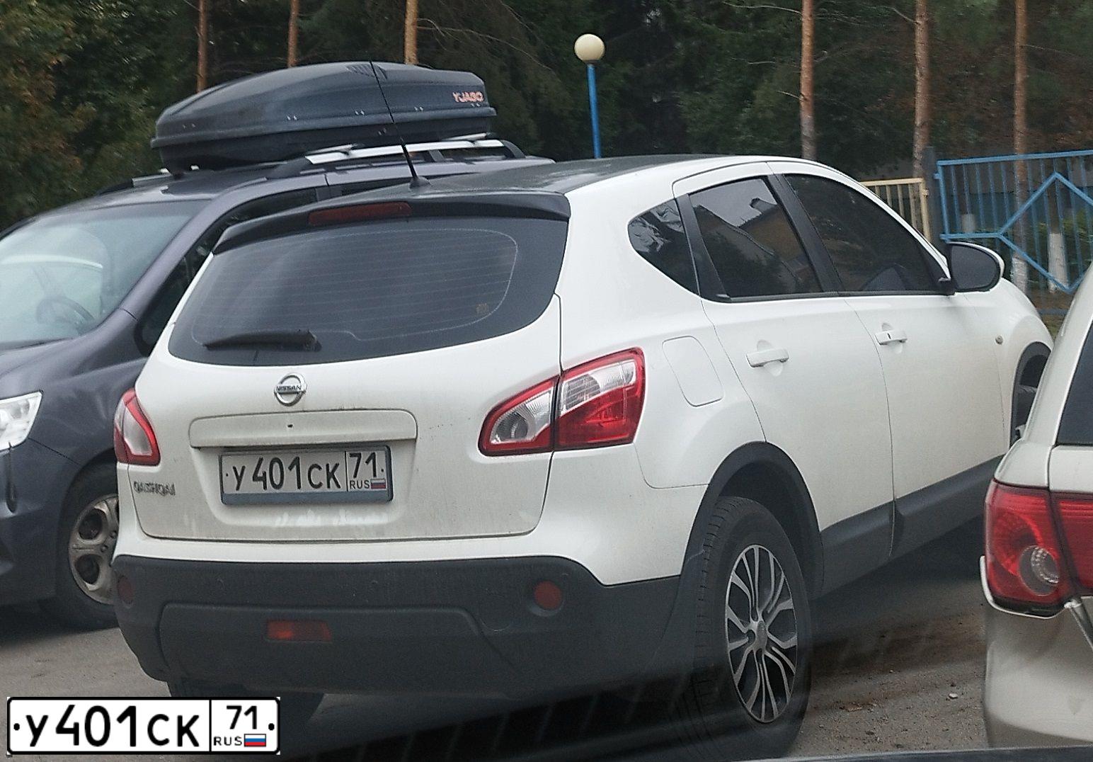 Фото автомобиля NISSAN QASHQAI, 2012 — госномер У401СК71. Цвет: Белый