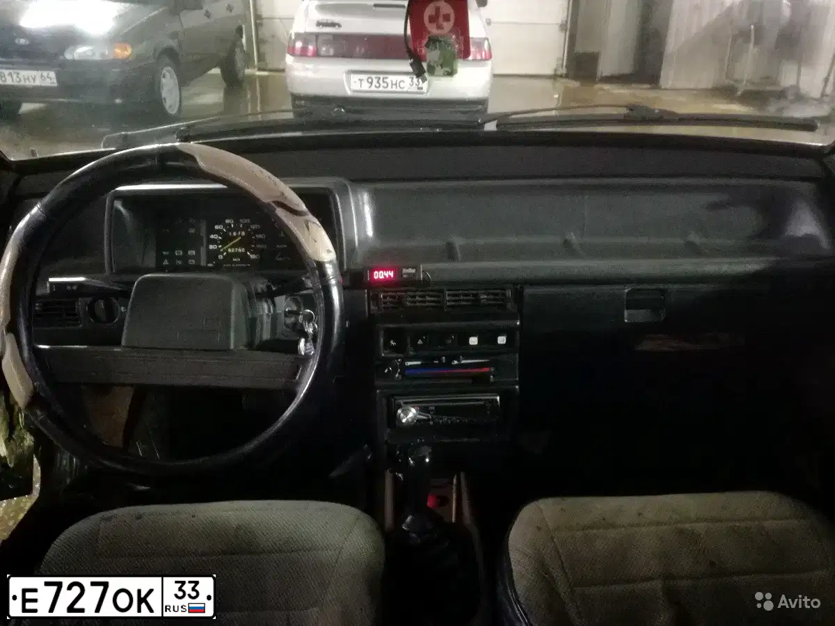 Фото автомобиля LADA 2109 SAMARA, 1988 — госномер Е727ОК33. Цвет: БЕЖЕВЫЙ