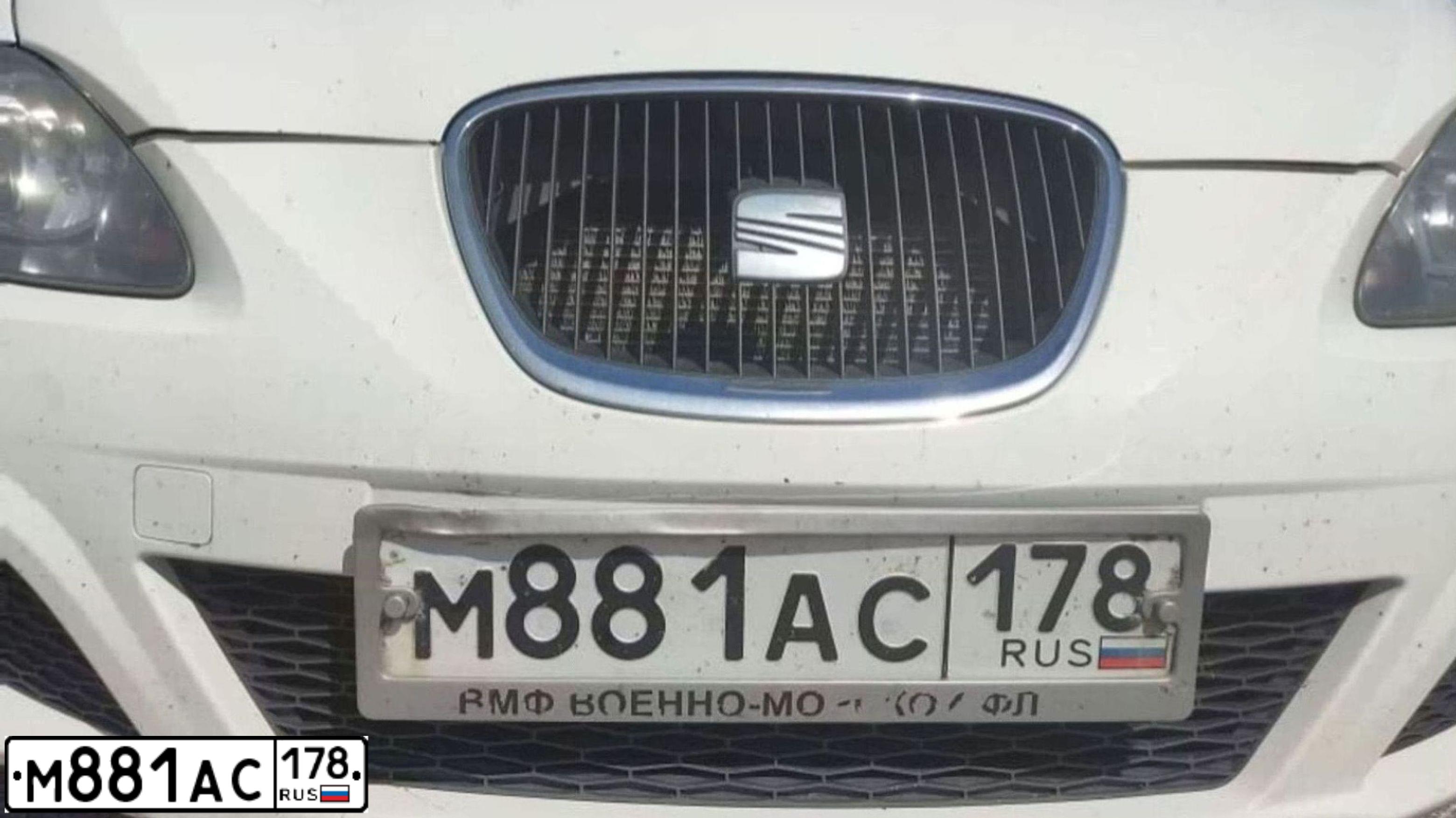 Фото автомобиля SEAT LEON, 2011 — госномер М881АС178. Цвет: БЕЛЫЙ