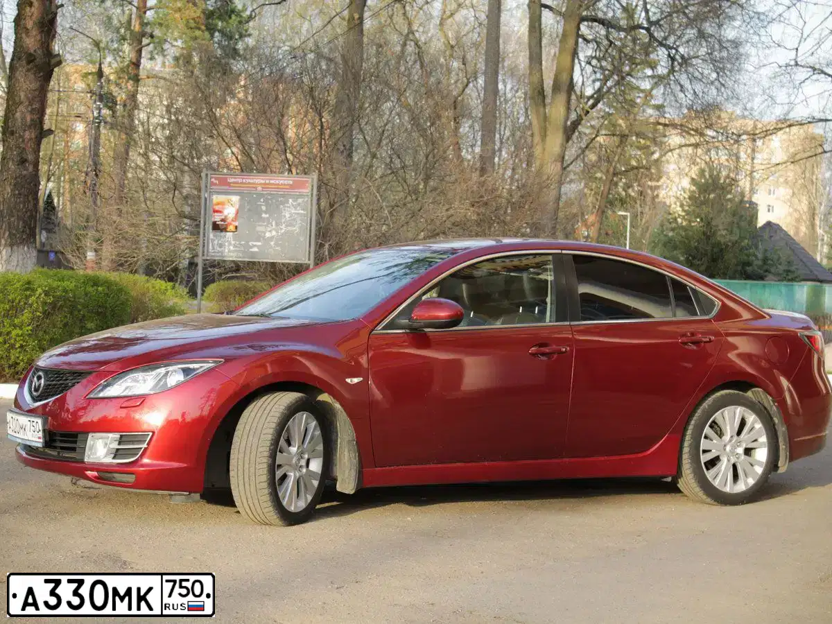 Фото автомобиля VOLKSWAGEN PASSAT, 1996 — госномер А330МК750. Цвет: БЕЛЫЙ(СЕРЕБРИСТЫЙ
