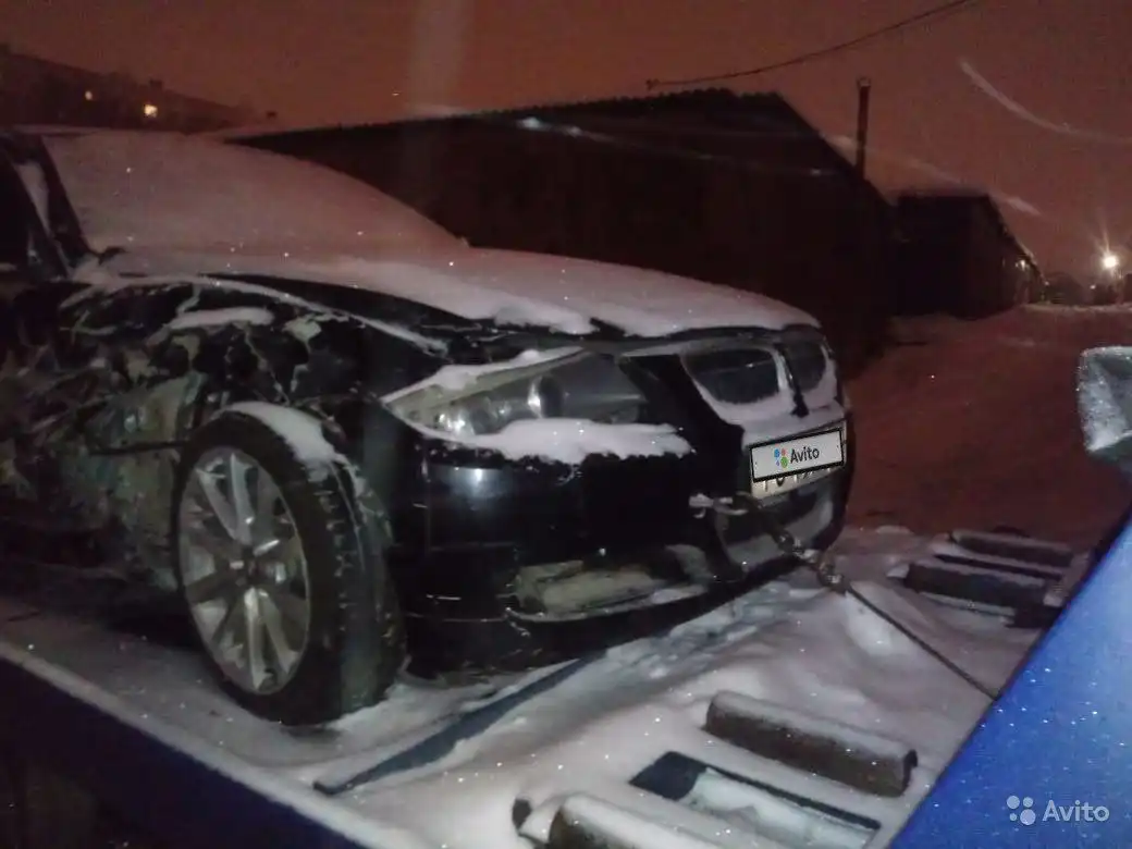 Фото автомобиля BMW SERIE 3, 2008 — госномер Т049КТ190. Цвет: ЧЕРНЫЙ