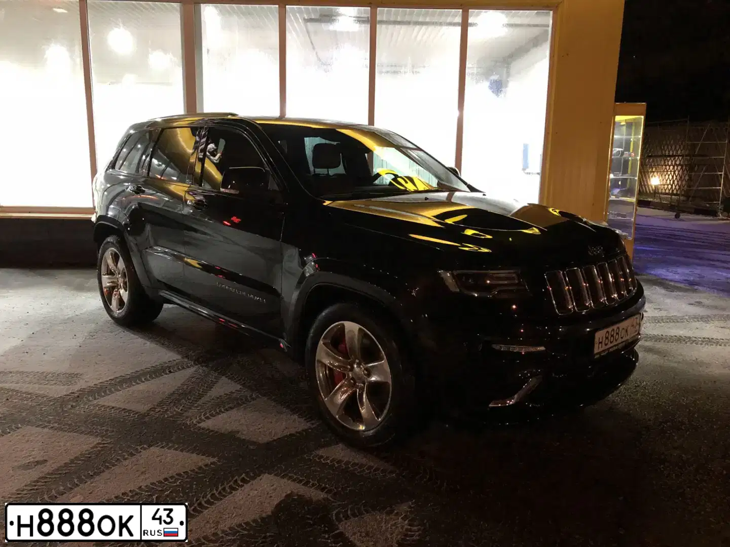 Фото автомобиля MERCEDES GLK-KLASSE, 2013 — госномер Х241ХР43. Цвет: ЧЕРНЫЙ