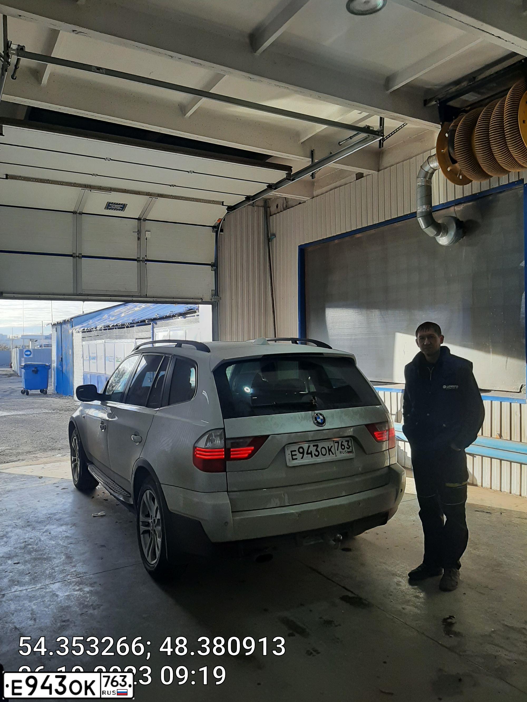 Фото автомобиля BMW X3, 2009 — госномер М041КК164
