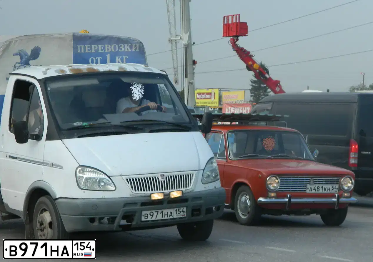 Фото автомобиля GAZ 3302 EL, 2004 — госномер В971НА154. Цвет: СНЕЖНО БЕЛЫЙ