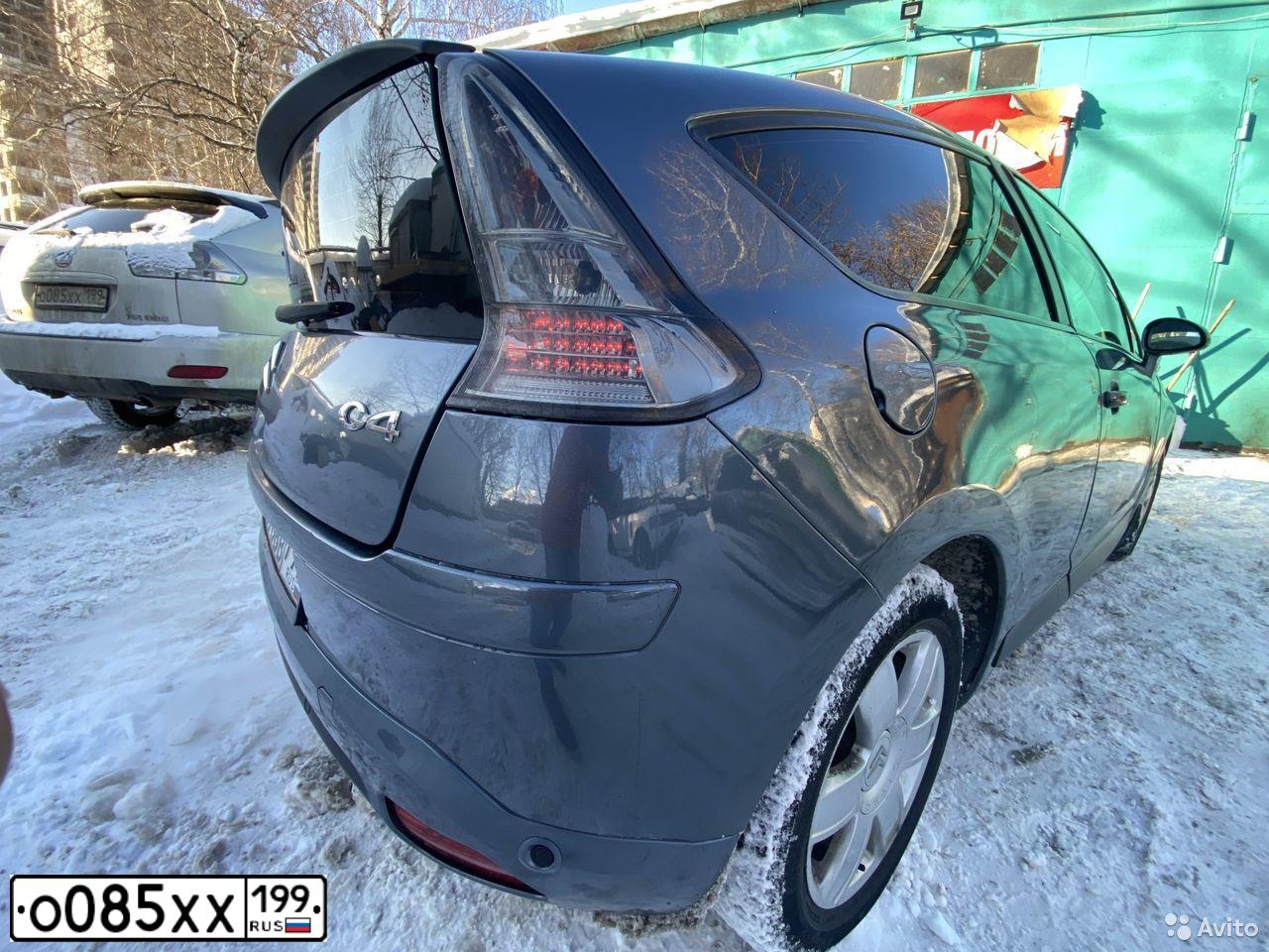 Фото автомобиля LEXUS RX, 2004 — госномер О085ХХ199. Цвет: СЕРЫЙ