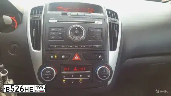 Фото автомобиля SUZUKI /GRAND/ VITARA, 2008 — госномер В526НЕ199. Цвет: СЕРЕБРИСТЫЙ