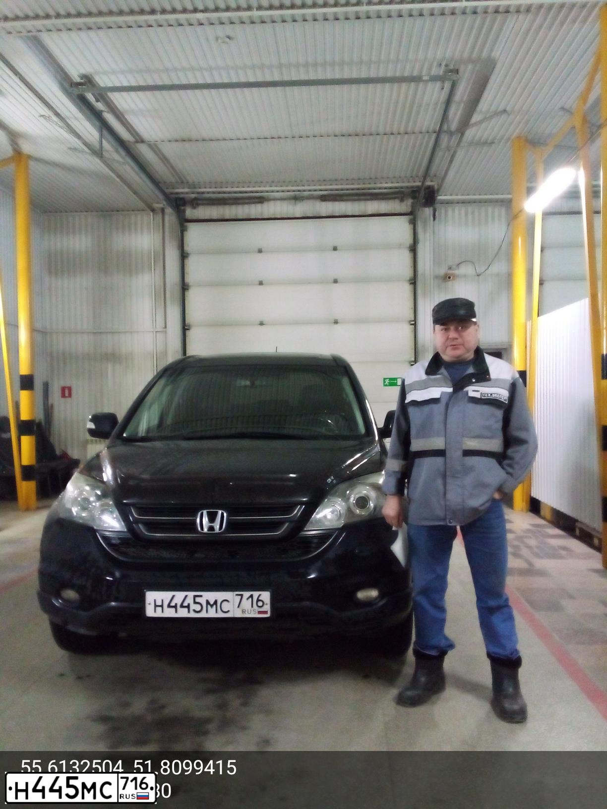 Фото автомобиля HONDA CR-V, 2011 — госномер Н445МС716. Цвет: ЧЕРНЫЙ