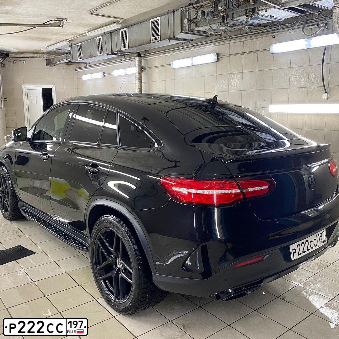 Фото автомобиля FORD FUSION, 2012 — госномер Р222СС197. Цвет: синий