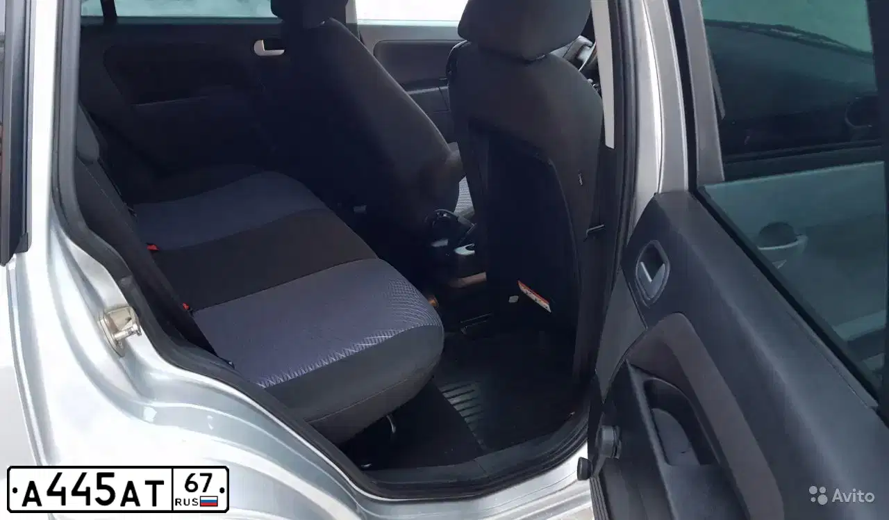 Фото автомобиля TOYOTA LANDCRUISER, 2017 — госномер Х750МХ790. Цвет: Белый