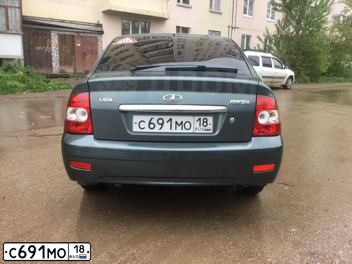 Фото автомобиля LADA PRIORA, 2011 — госномер О300НЕ159