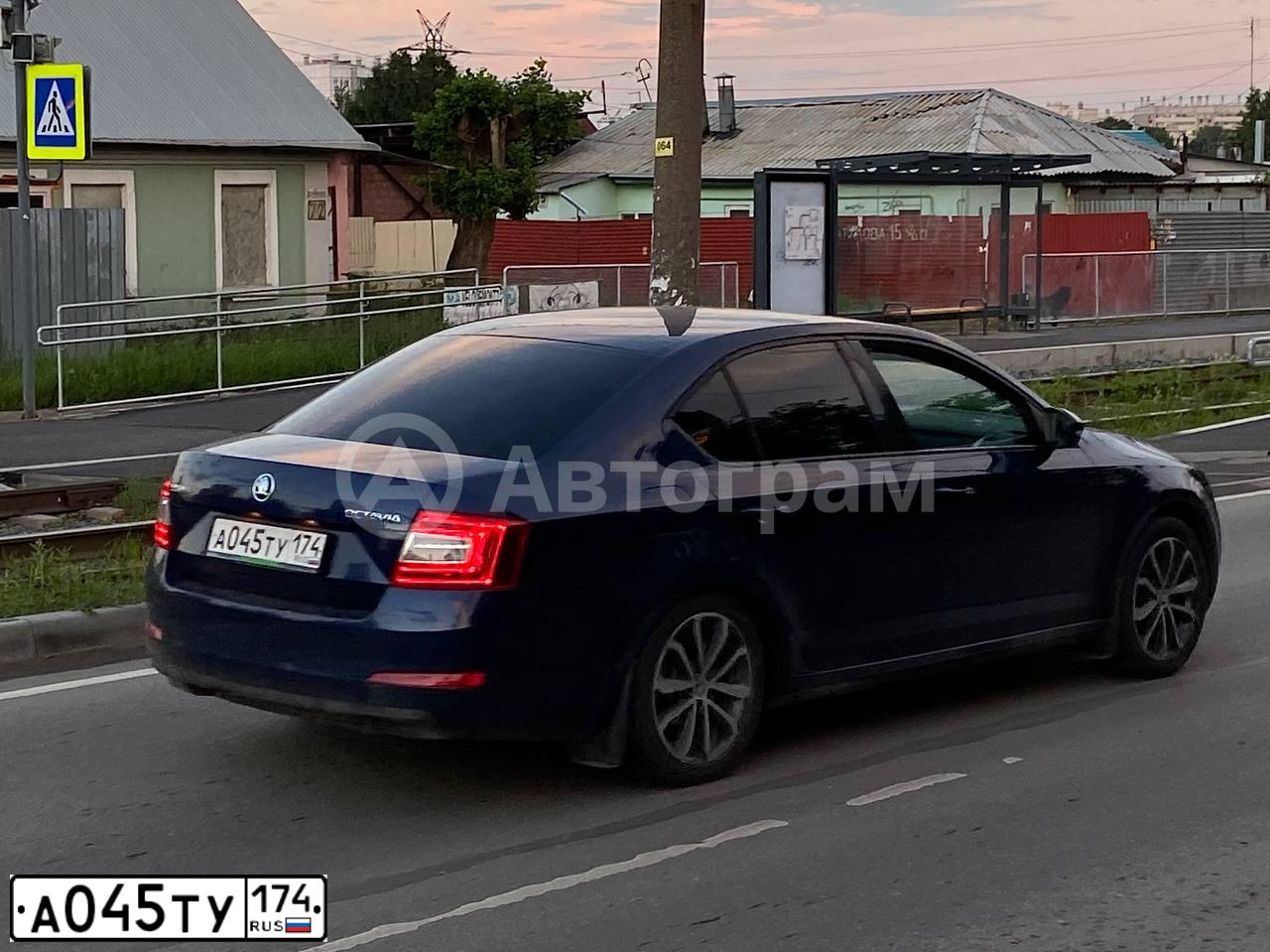 Фото автомобиля LADA 2110, 2001 — госномер А045ТУ174. Цвет: ФИОЛЕТОВЫЙ