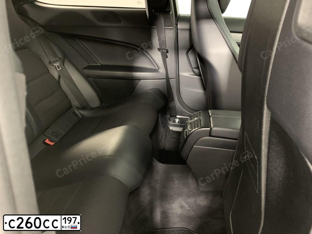 Фото автомобиля MERCEDES C-KLASSE, 2012 — госномер С304НМ138. Цвет: Белый