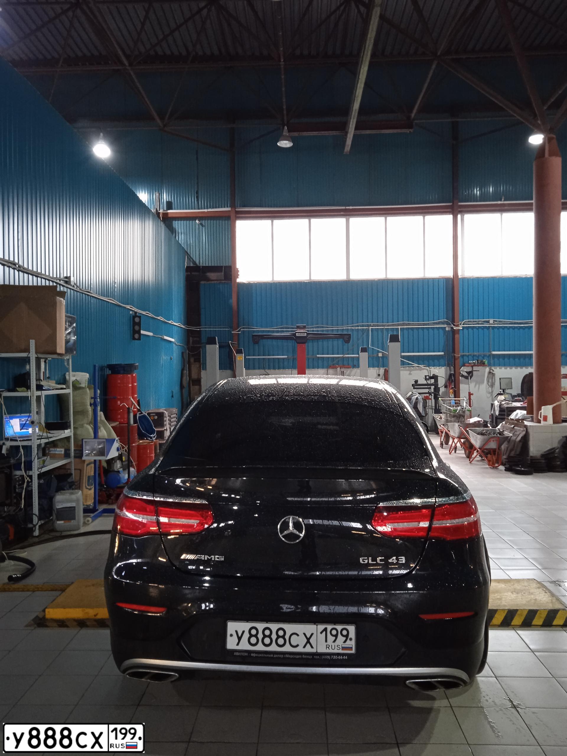 Фото автомобиля BMW X3, 2013 — госномер О893УЕ44. Цвет: ТЕМНО-СИНИЙ