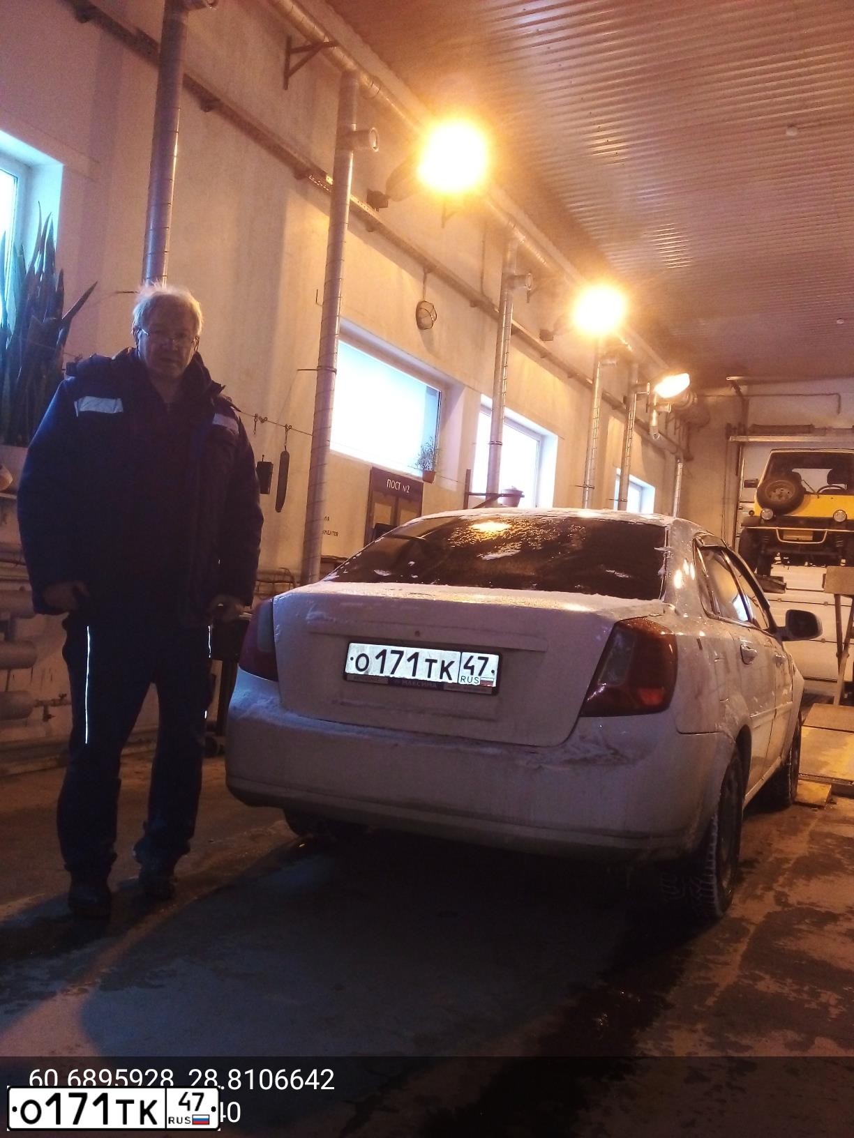 Фото автомобиля RAVON GENTRA, 2016 — госномер О171ТК47. Цвет: БЕЛО-ДЫМЧАТЫЙ