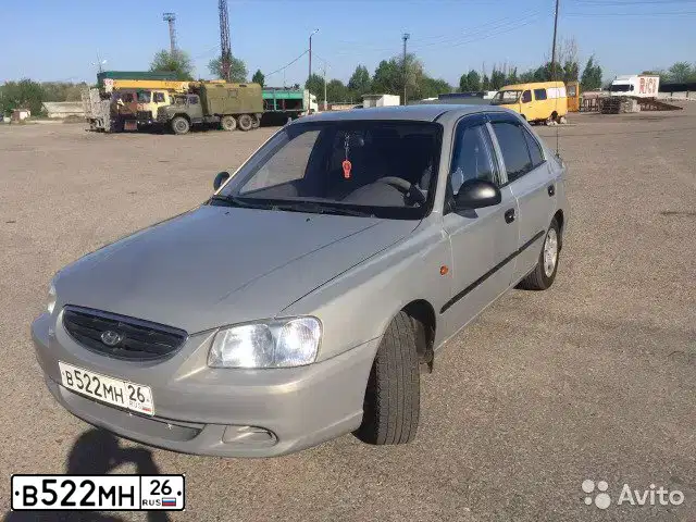 Фото автомобиля HYUNDAI ACCENT, 2008 — госномер М182СВ95. Цвет: СВЕТЛО-БЕЖЕВЫЙ