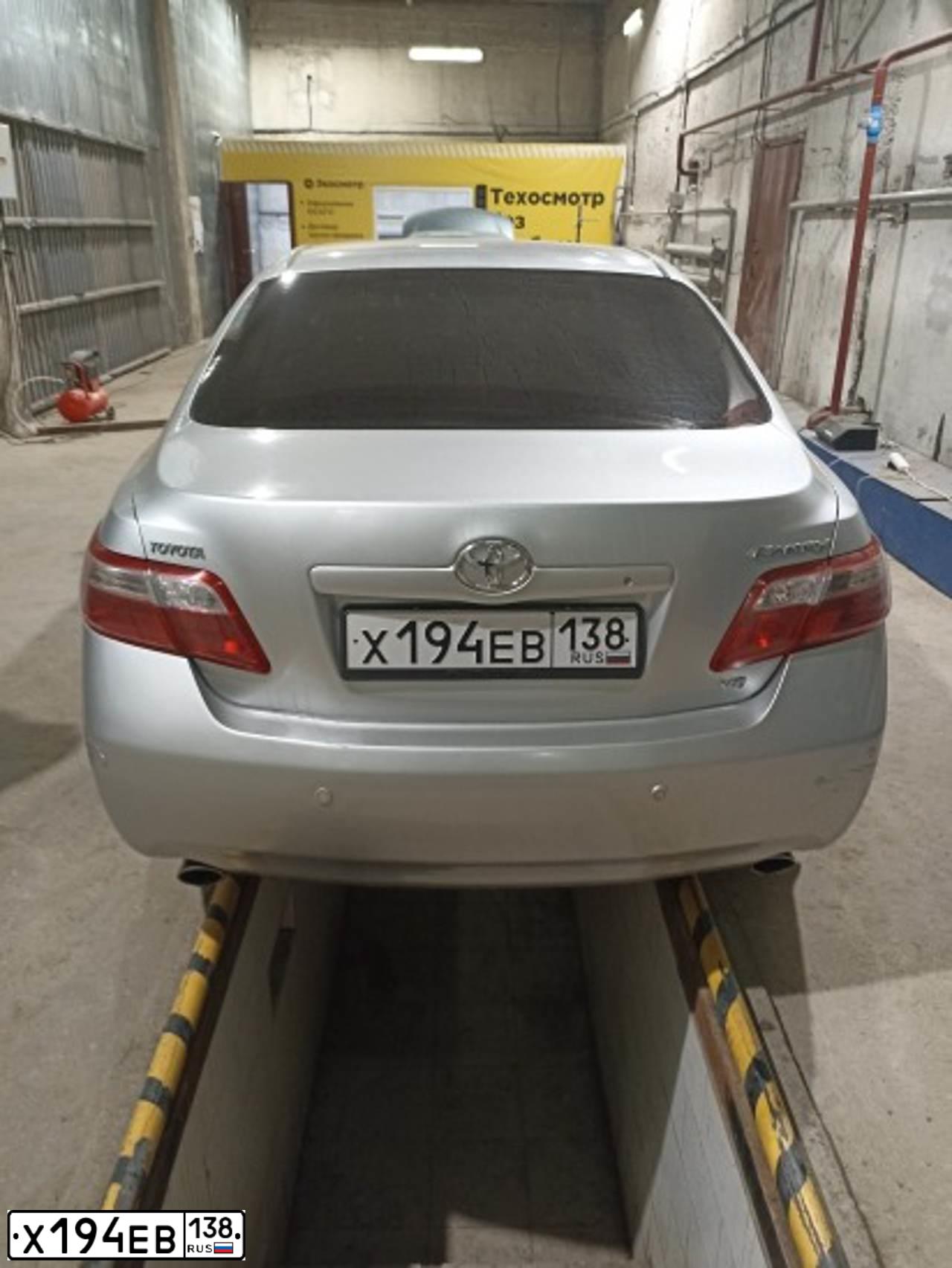 Фото автомобиля TOYOTA CAMRY, 2007 — госномер Х513НТ154