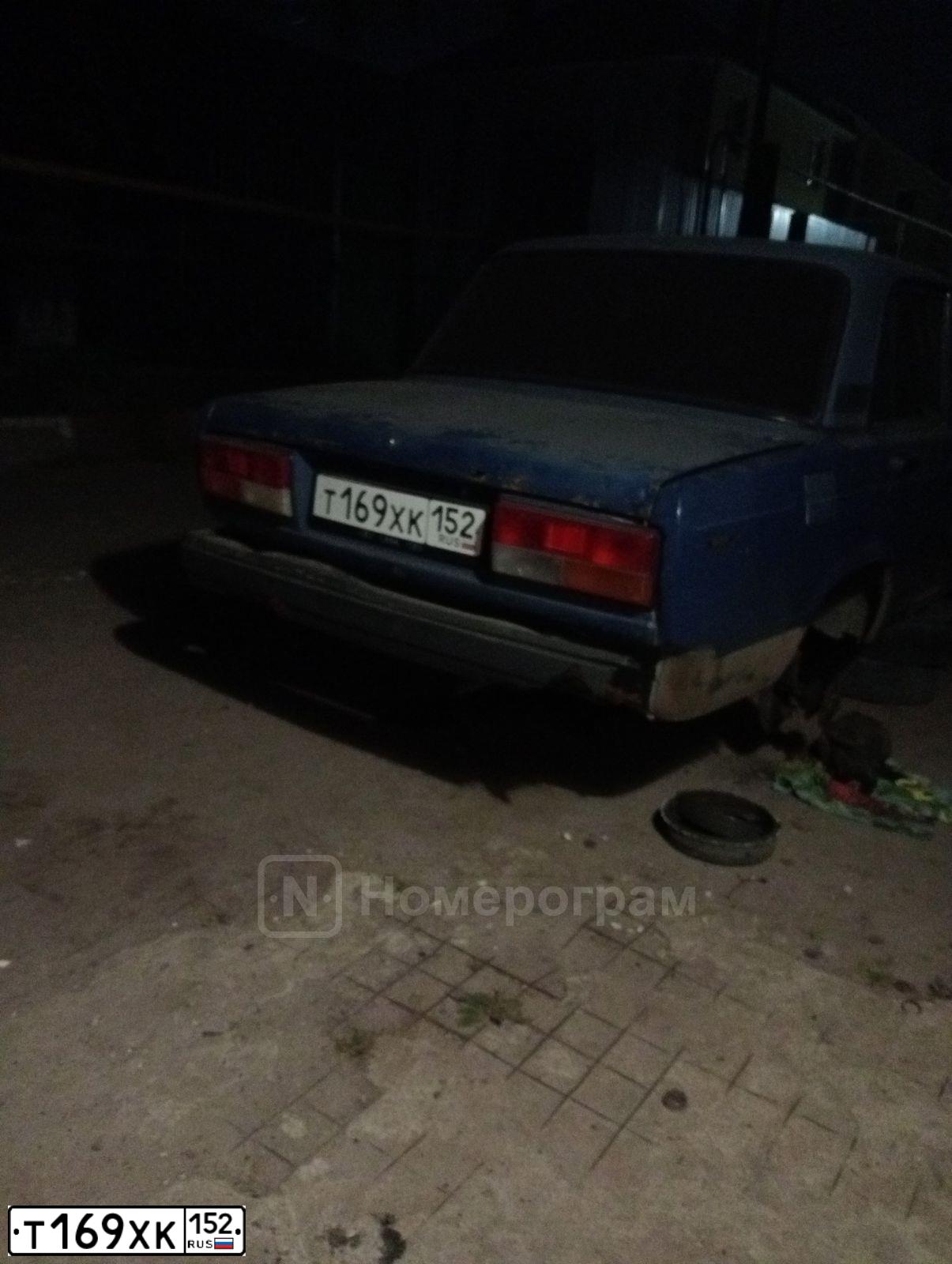 Фото автомобиля LADA 2107 LADA, 2007 — госномер У653РУ33. Цвет: синий
