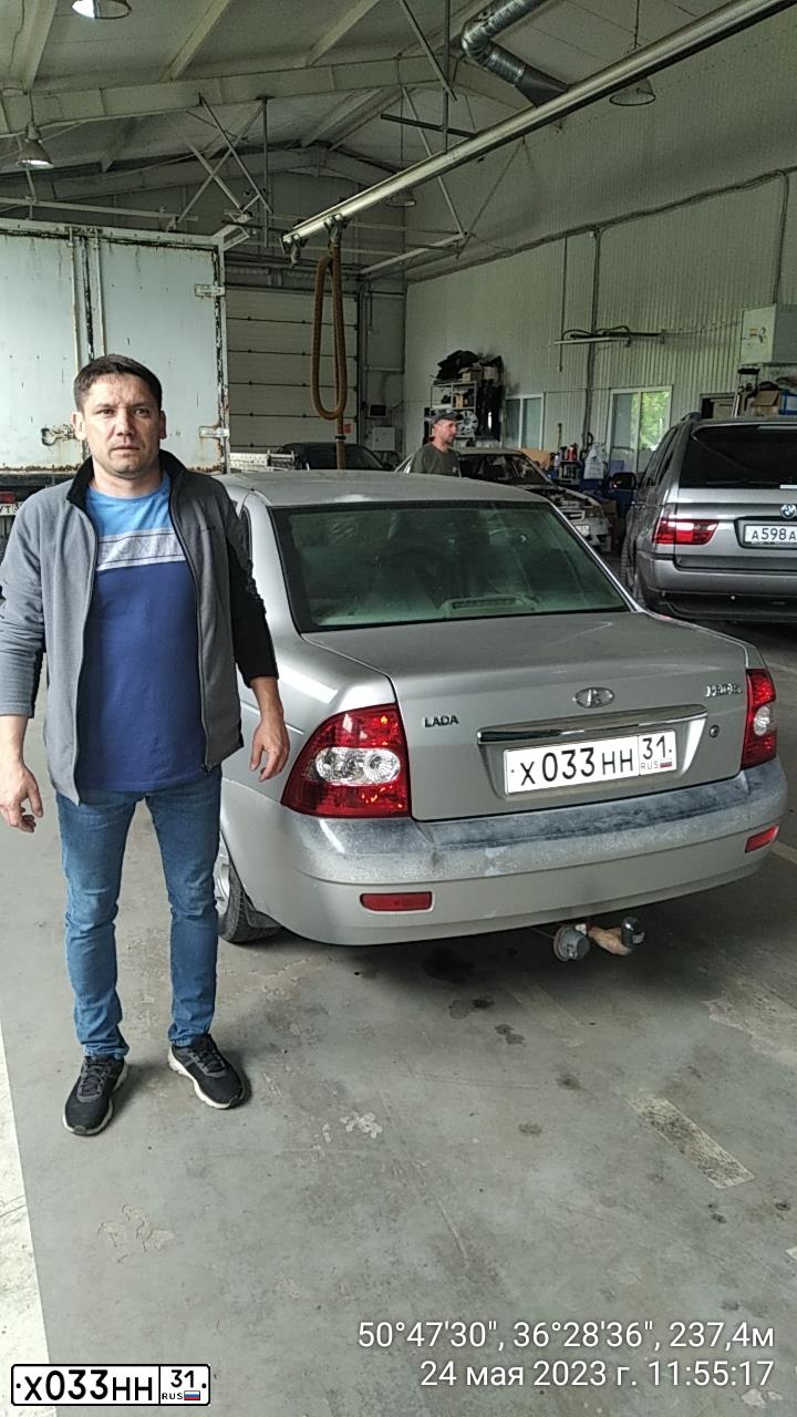 Фото автомобиля LADA 2170 PRIORA, 2008 — госномер Х033НН31. Цвет: СВЕТЛО-СЕРЕБРИСТЫЙ МЕТ.