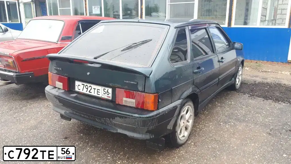 Фото автомобиля LADA 2114 SAMARA, 2007 — госномер У450РМ33. Цвет: Темно-зеленый
