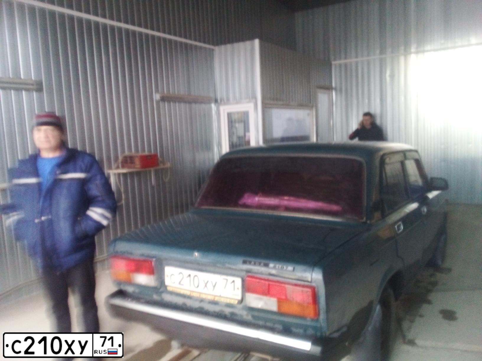 Фото автомобиля LADA 2107 LADA, 2005 — госномер С210ХУ71. Цвет: сине-зеленый