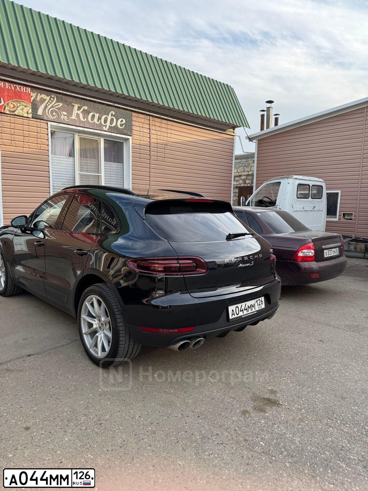 Фото автомобиля MERCEDES M-KLASSE, 2013 — госномер А223СК23. Цвет: Коричневый