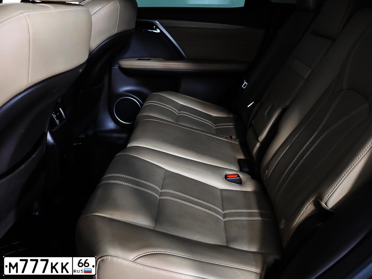 Фото автомобиля LEXUS RX, 2009 — госномер Р007ОТ54. Цвет: ЧЕРНЫЙ