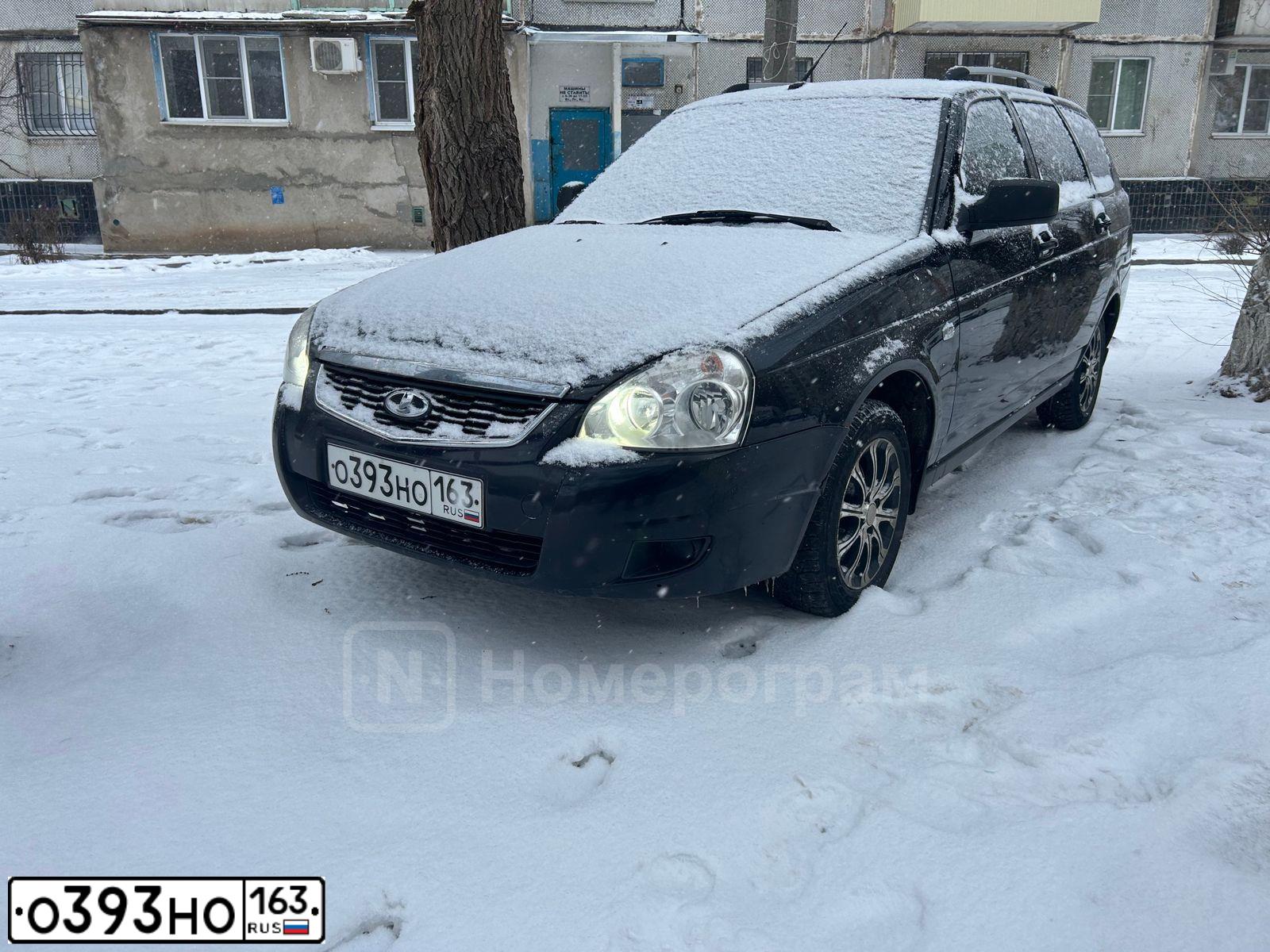 Фото автомобиля LADA 2171 PRIORA, 2011 — госномер О393НО163. Цвет: Сине-Черный