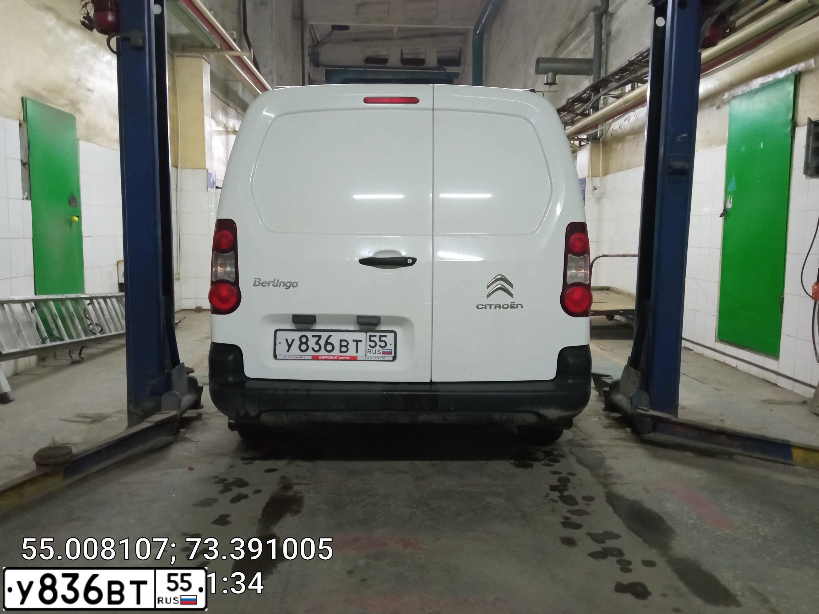 Фото автомобиля CITROEN BERLINGO, 2017 — госномер У836ВТ55. Цвет: БЕЛЫЙ