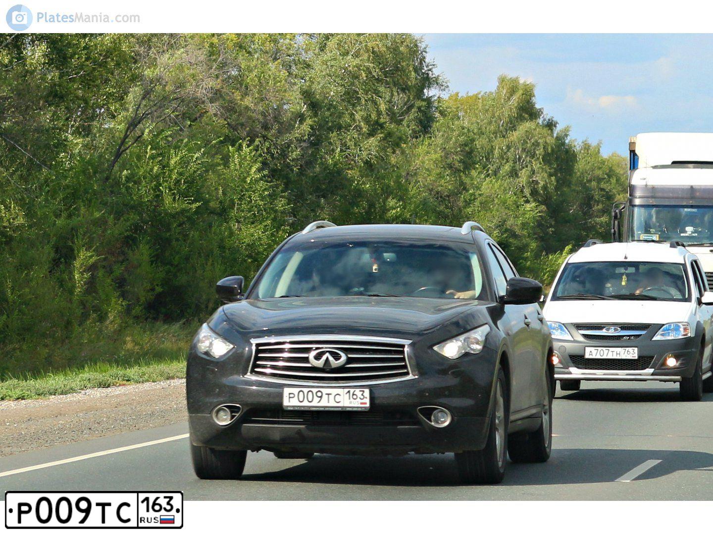 Фото автомобиля MERCEDES E-KLASSE, 2011 — госномер Х587СА163. Цвет: Белый