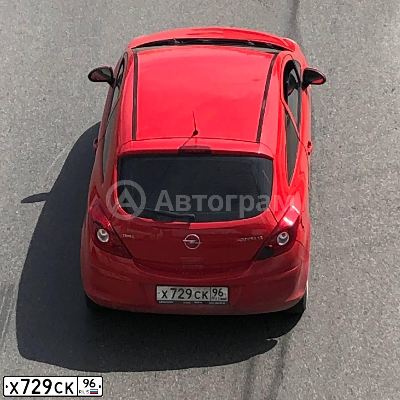 Фото автомобиля OPEL CORSA, 2007 — госномер С798НВ196. Цвет: Красный