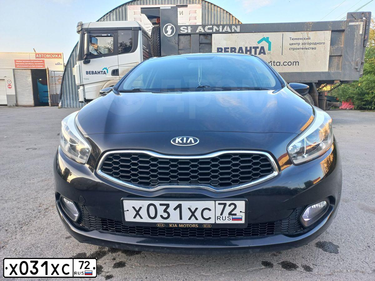 Фото автомобиля KIA CEE'D, 2012 — госномер Х031ХС72. Цвет: ЧЕРНЫЙ