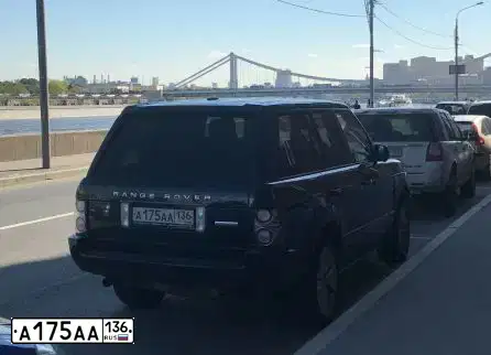 Фото автомобиля LANDROVER RANGE ROVER, 2017 — госномер А175АА136. Цвет: ЧЕРНЫЙ