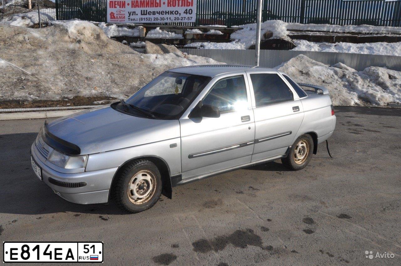 Фото автомобиля LADA 2110, 2004 — госномер Е814ЕА51. Цвет: СВЕТЛО-СЕРЕБРИСТЫЙ МЕТАЛЛ
