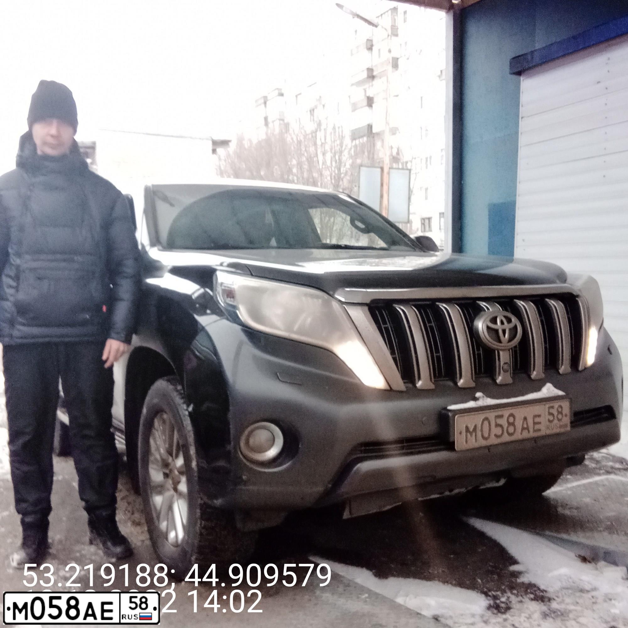 Фото автомобиля УАЗ PATRIOT, 1999 — госномер М058АЕ58