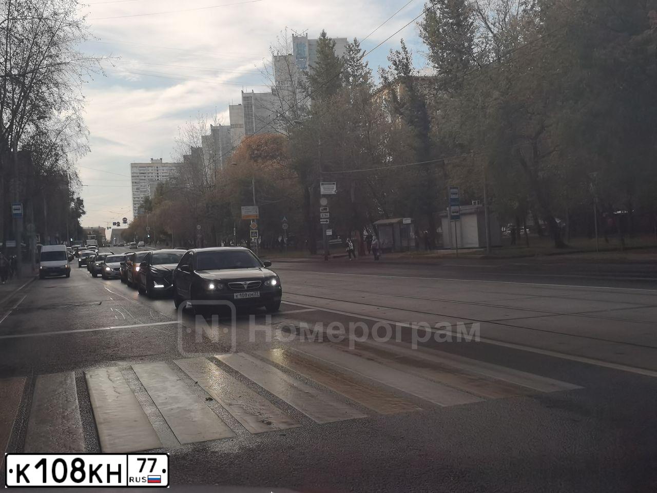 Фото автомобиля LADA 2106, 1995 — госномер К108КН77. Цвет: БЕЛЫЙ