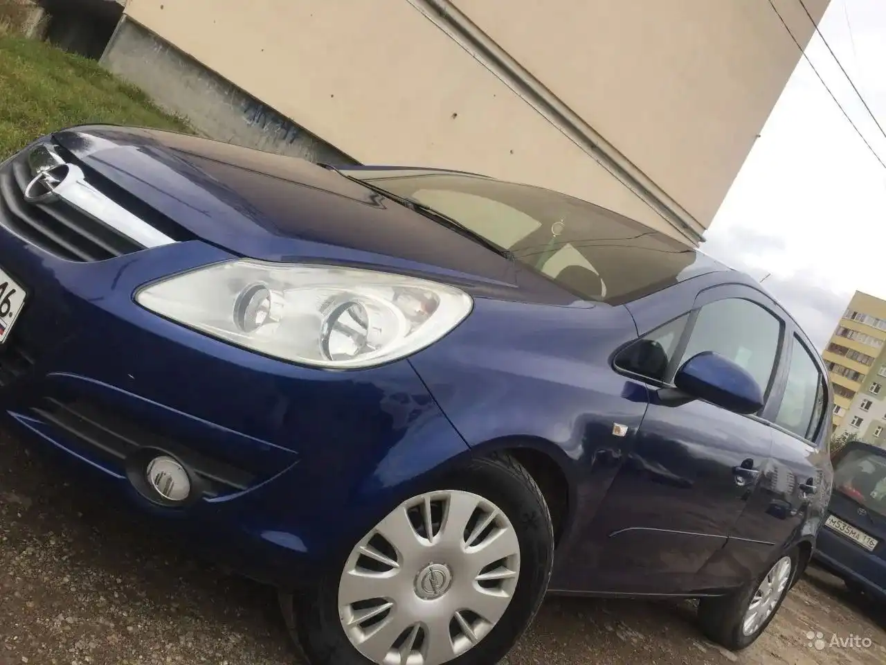 Фото автомобиля SKODA FABIA, 2008 — госномер М299НО702. Цвет: Белый