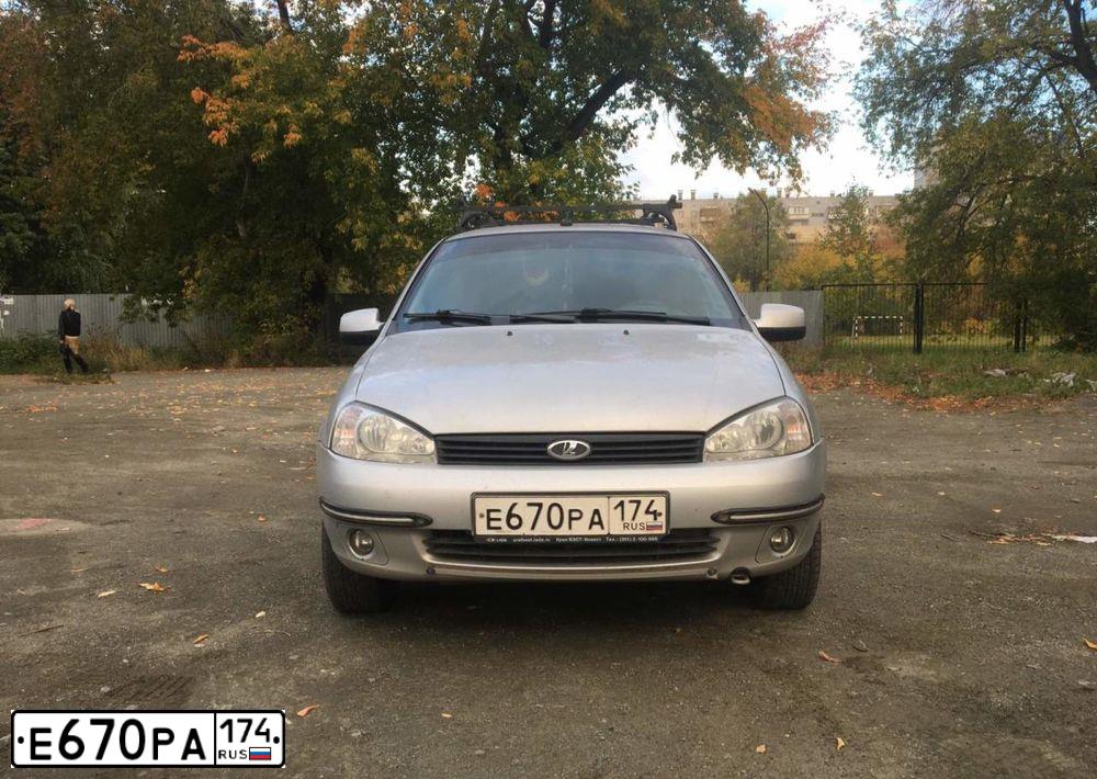 Фото автомобиля LADA 1117 KALINA, 2012 — госномер Е670РА174. Цвет: Серебристый