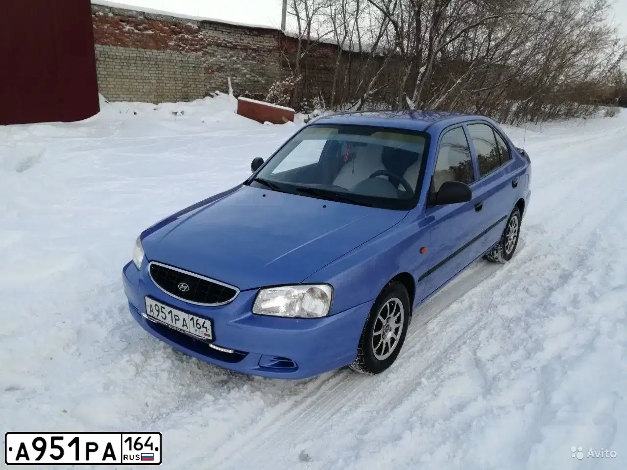 Фото автомобиля TAGAZ ACCENT, 2004 — госномер В035КР197. Цвет: ФИОЛЕТОВЫЙ