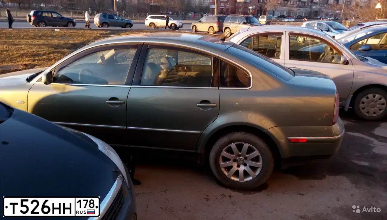Фото автомобиля VOLKSWAGEN PASSAT, 2003 — госномер Т599МА60